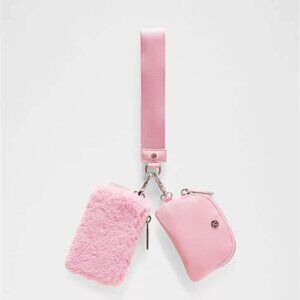 #100  Lululemon Dual Pouch Wristlet *Plush Fleece Pink Tide